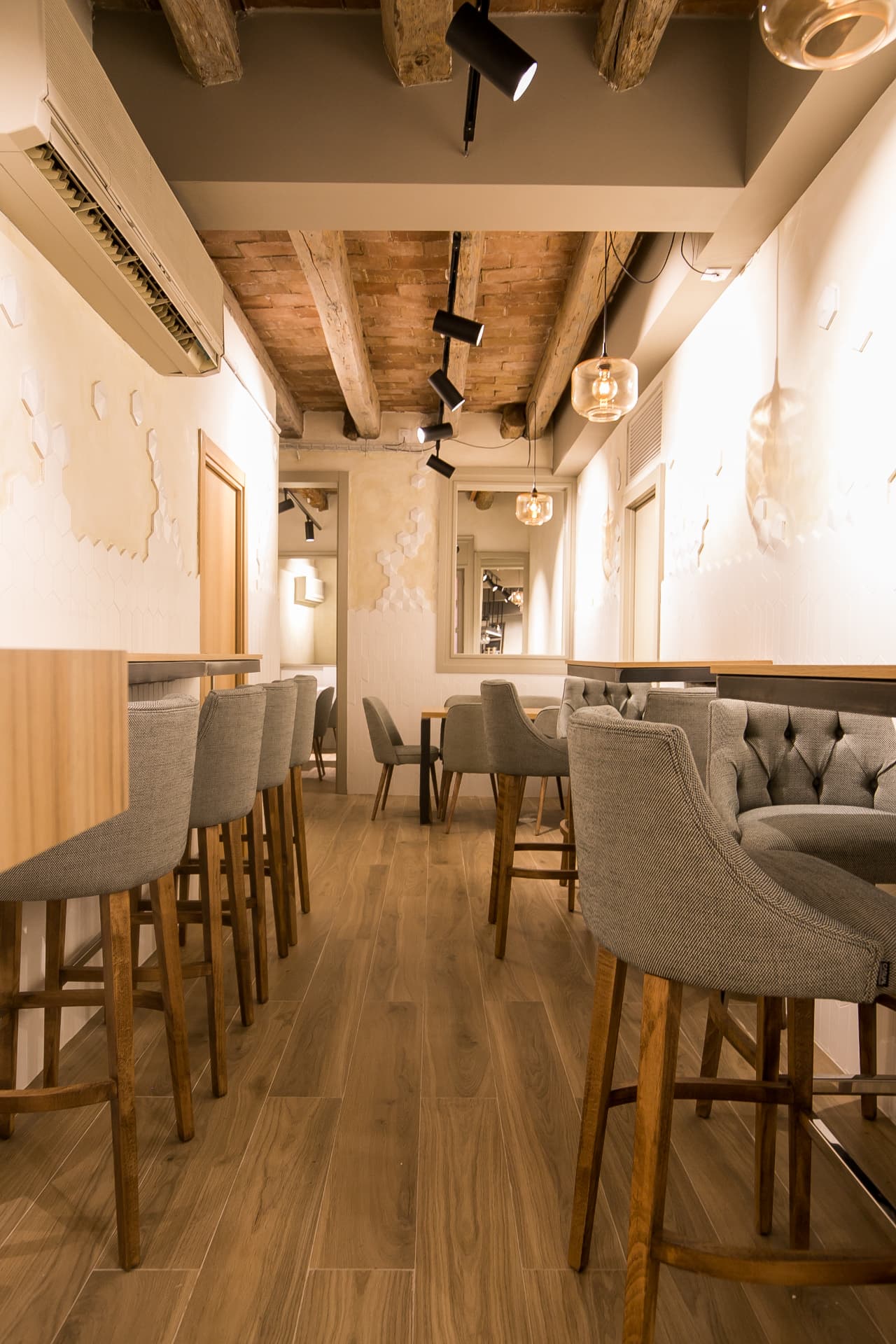 El Colmadito — sala
