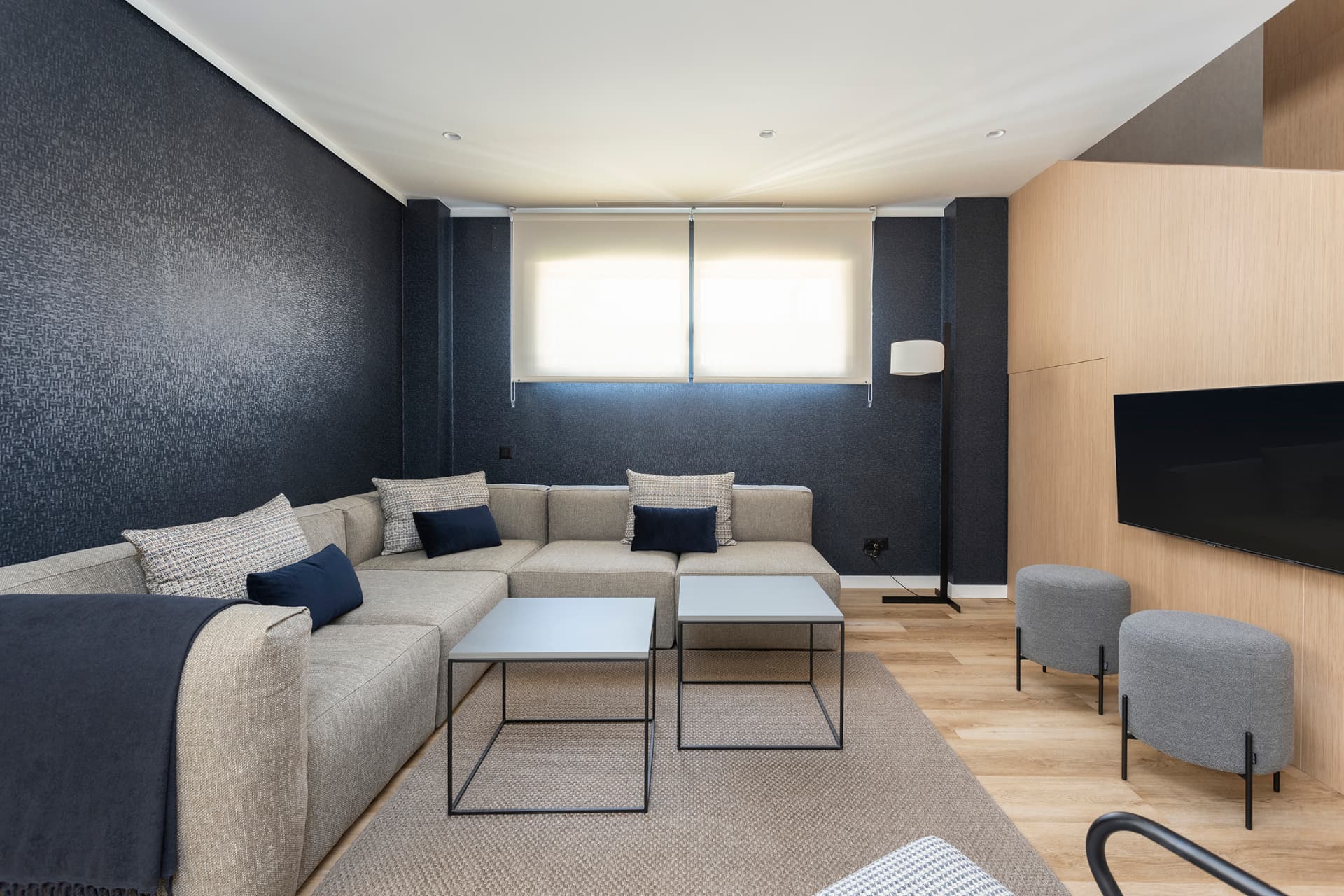 Apartamentos Sailor Pro — salón del dúplex
